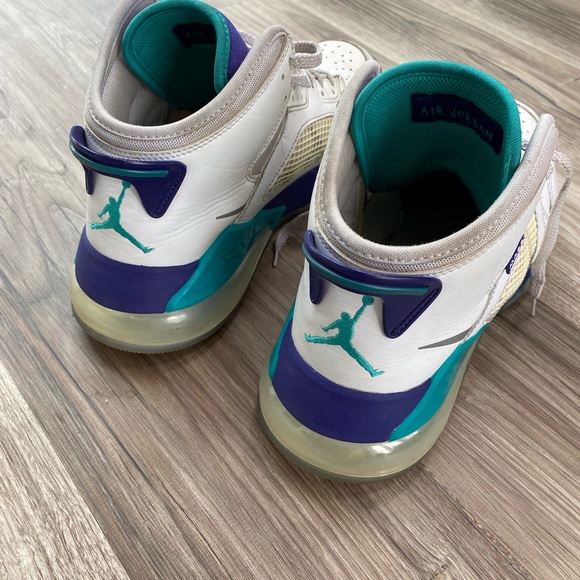 Air Jordan Mars 270 grape - Picture 4 of 10
